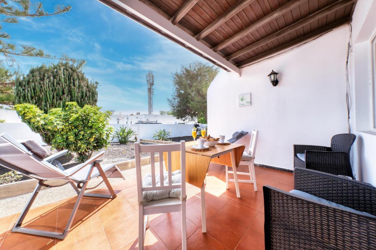 Suite Helios Relax A 500M De La Playa Puerto del Carmen  Eksteriør bilde