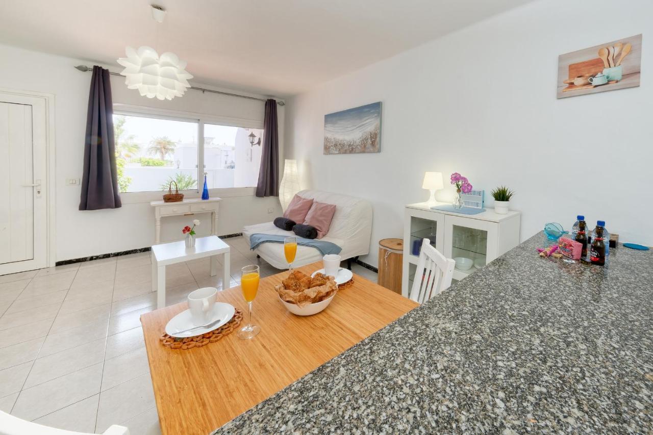 Suite Helios Relax A 500M De La Playa Puerto del Carmen  Eksteriør bilde